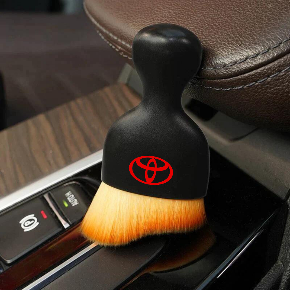 D80 PRO – Precision detailing brush with your Car's Logo