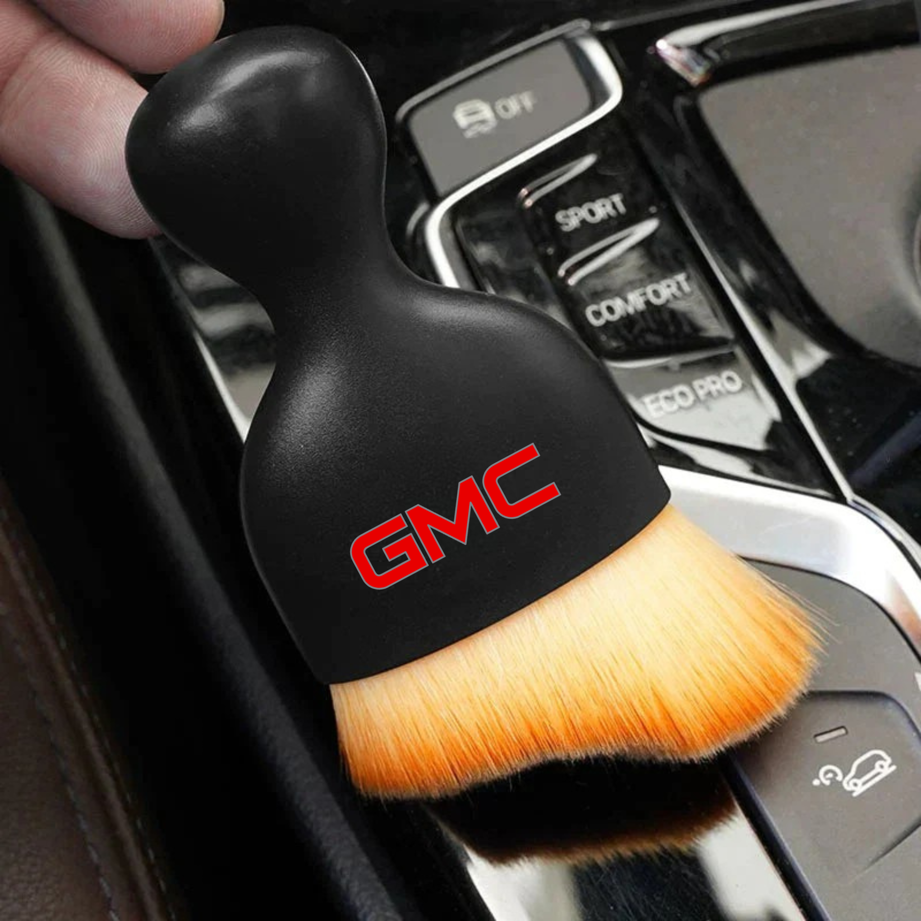 D80 PRO – Precision detailing brush with your Car's Logo