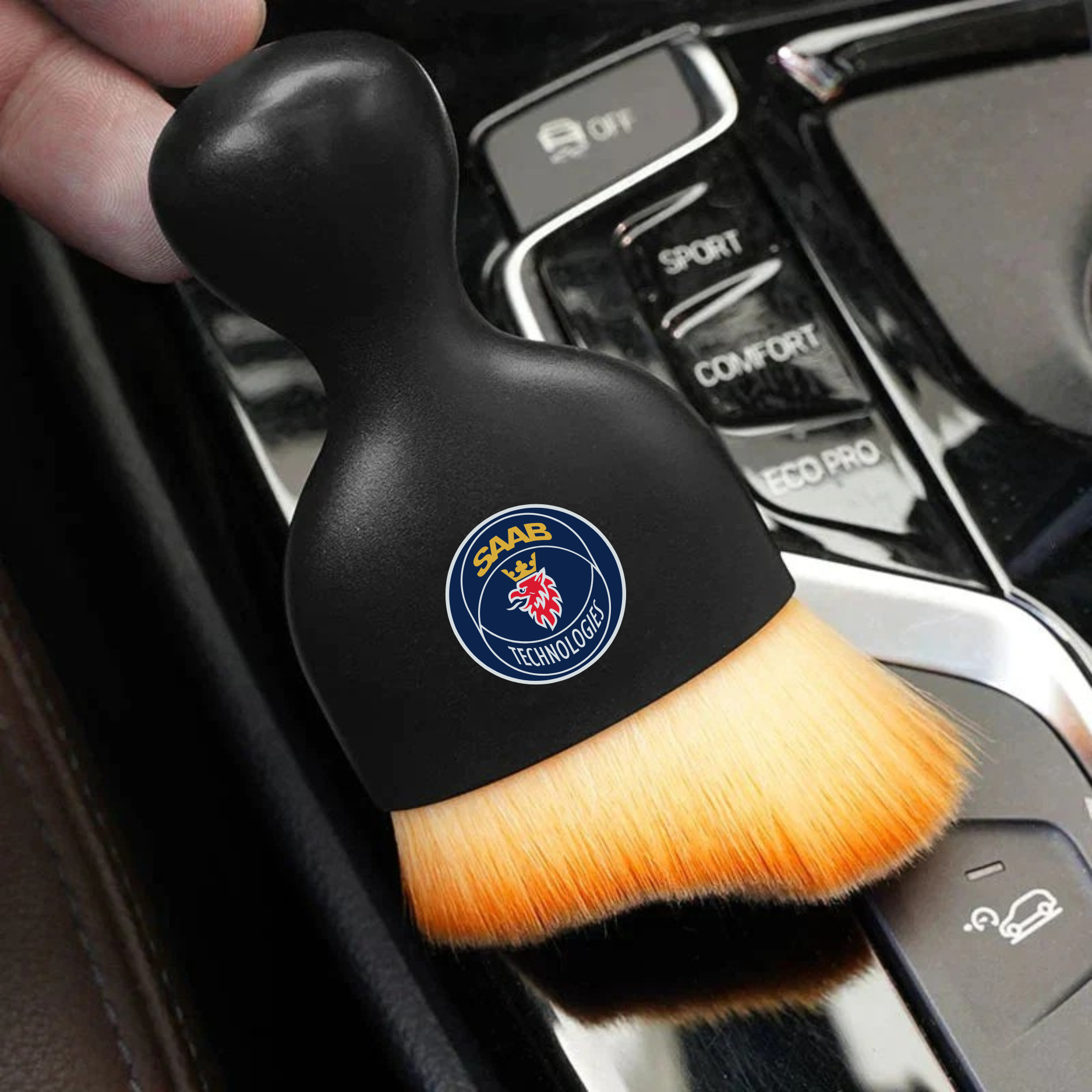 D80 PRO – Precision detailing brush with your Car's Logo